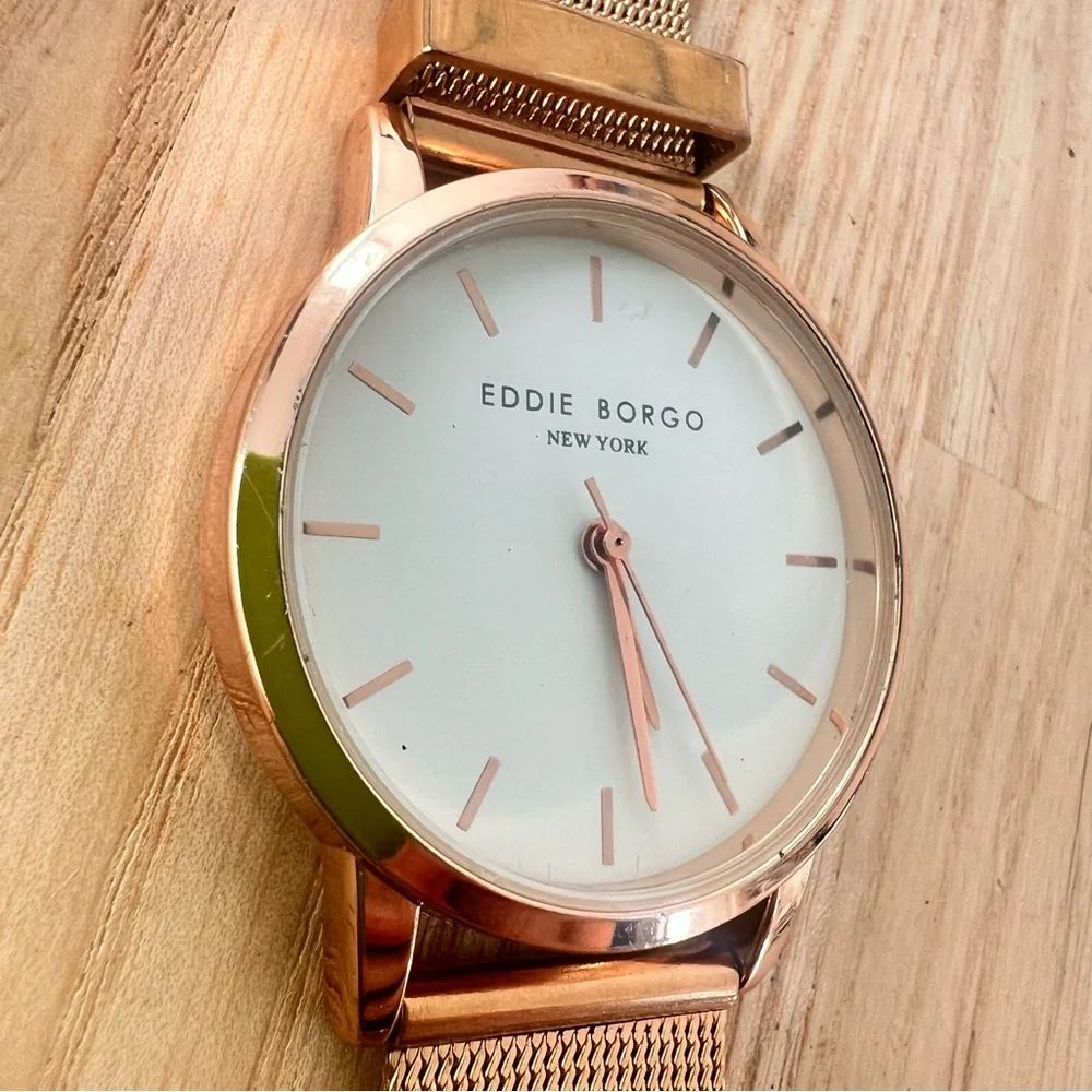 Eddie Borgo New York ladies rose gold tone dress watch NEW BATTERY